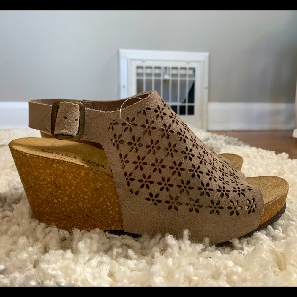 Marina Luna Tan Wedge Sandals